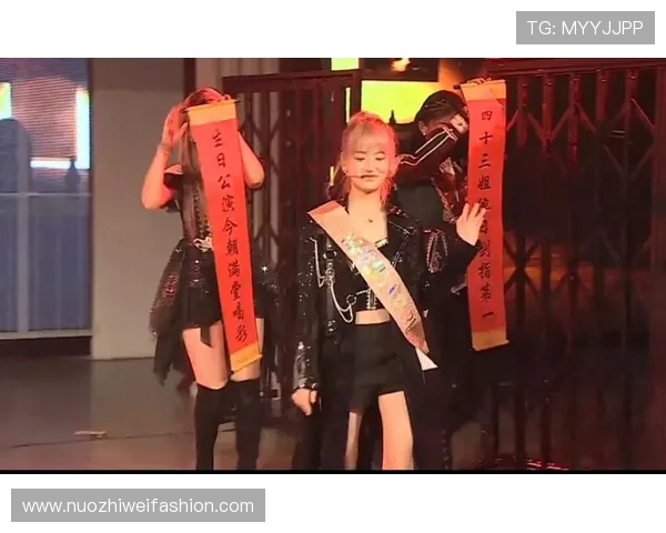 涓滃濂囪湑鍙橈紒鐦﹁韩澶嶄粐鐙渚狅紝浠婂鐗硅鍓戞寚宸呭嘲 涓滃濂囪湑鍙橈紒鐦﹁韩澶嶄粐鐙渚狅紝浠婂鐗硅鍓戞寚宸呭嘲